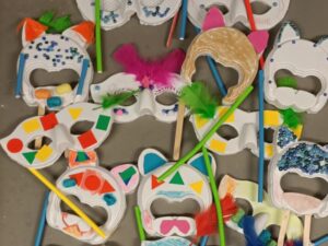 Maak enge maskers voor Halloween!