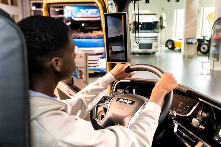 Wauw! Zo werkt een hightech truck