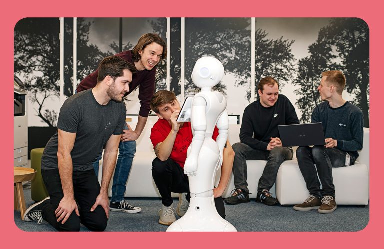 Bestuur zelf een echte robot