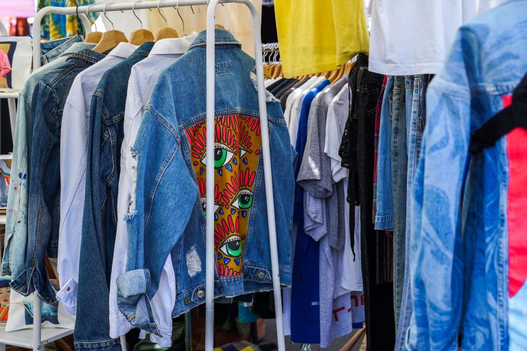 Geef (je) kleding een tweede leven!