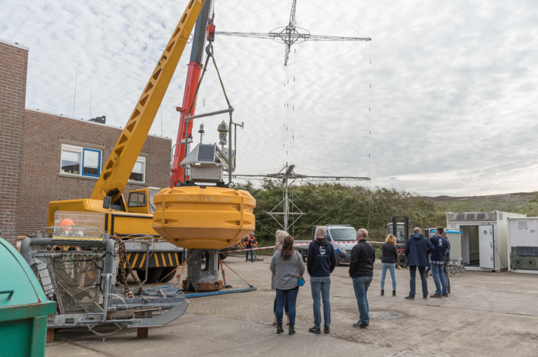Apparatuur op en in het water