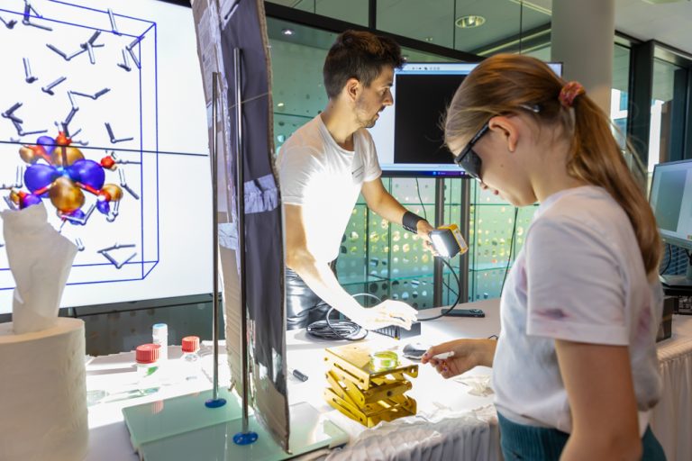 Kijk mee met 3D-tv
