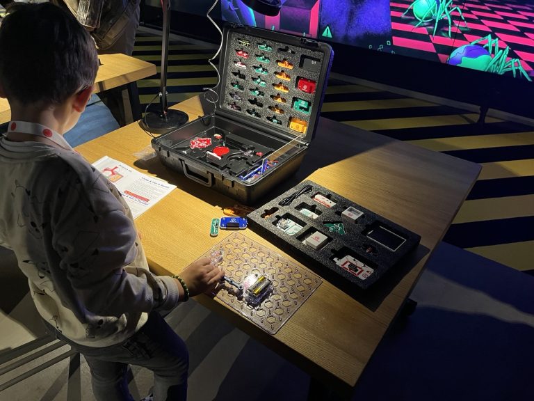 Snap Circuits – laat de stroom maar lopen!