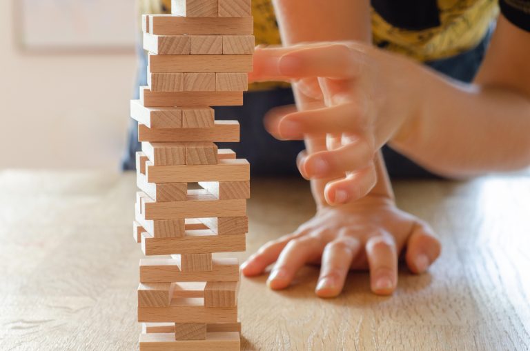 Jenga bouwchallenge: wie bouwt de tofste toren?