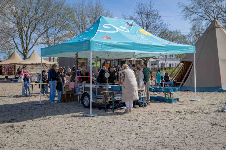 Strand vol wetenschap