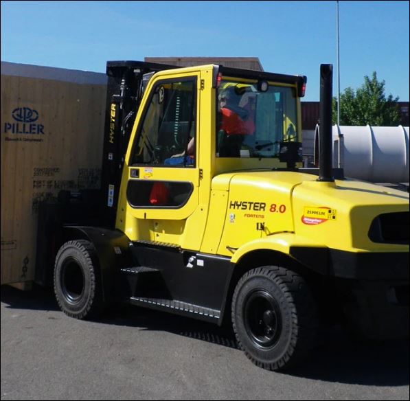 Neem plaats op een 8 Tons heftruck