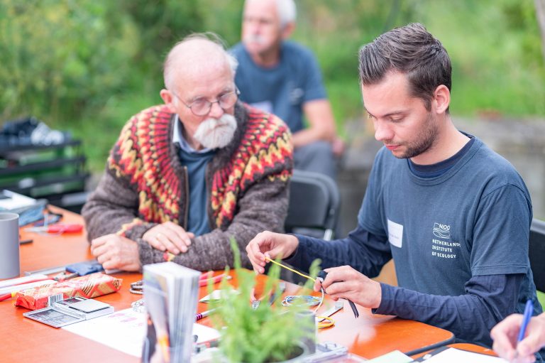 NIOO Open Dag: live science vogelringen